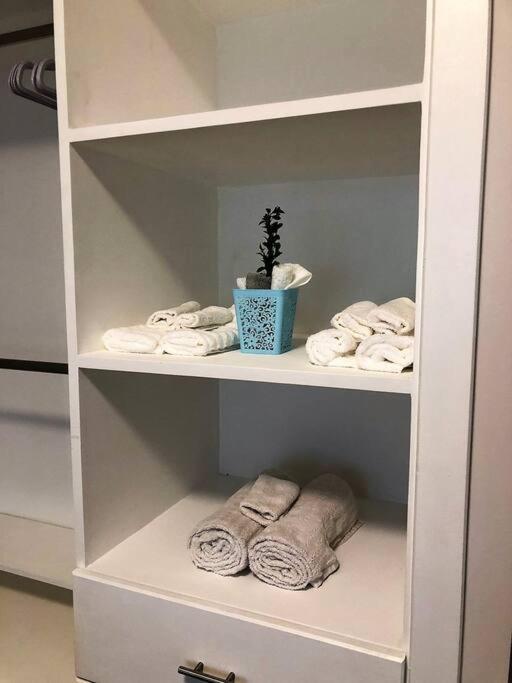 Lovely 1 Bedroom Apartment W/Private Parking Ensenada Kültér fotó