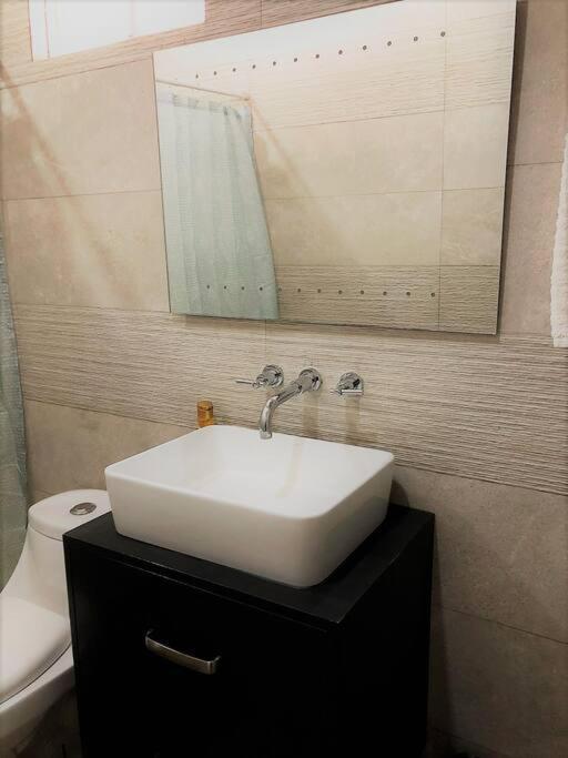 Lovely 1 Bedroom Apartment W/Private Parking Ensenada Kültér fotó