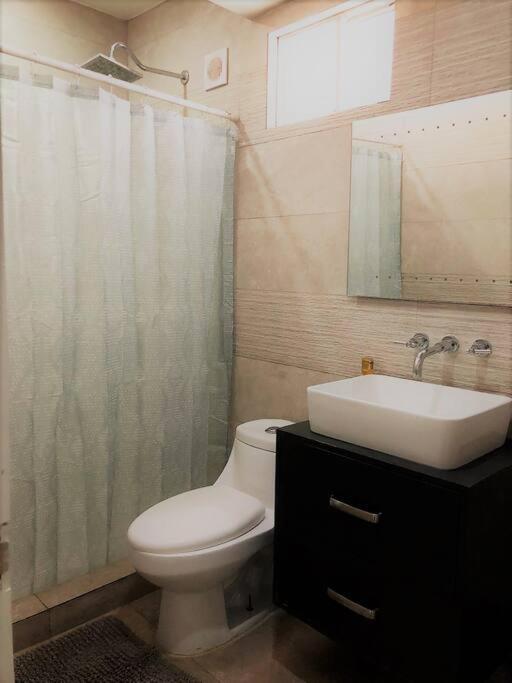 Lovely 1 Bedroom Apartment W/Private Parking Ensenada Kültér fotó