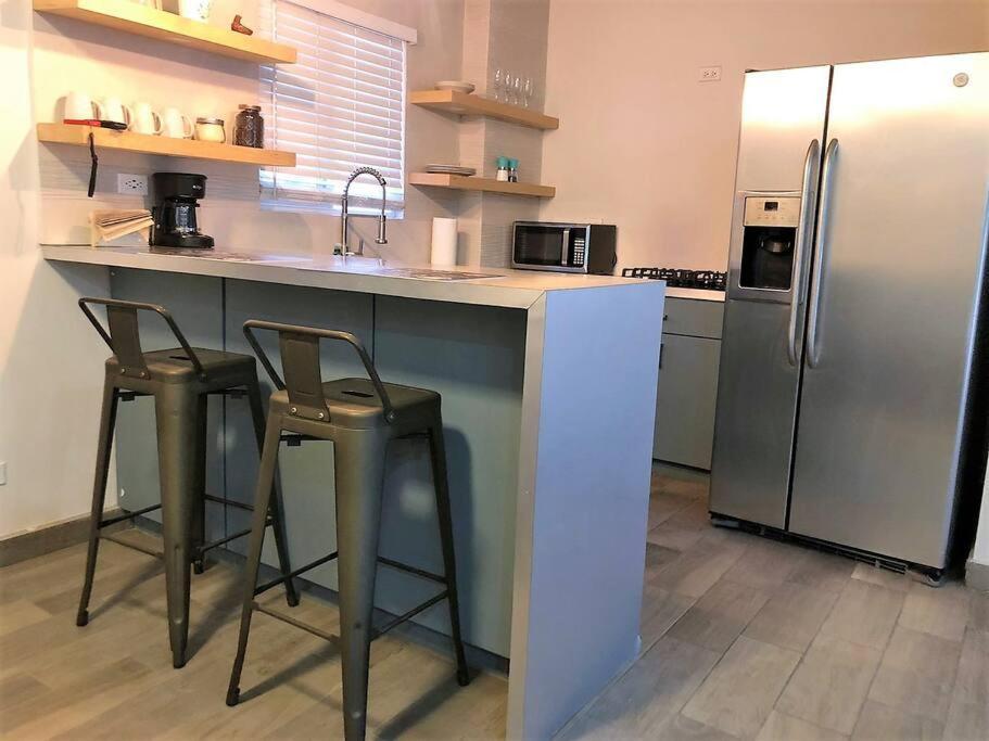 Lovely 1 Bedroom Apartment W/Private Parking Ensenada Kültér fotó