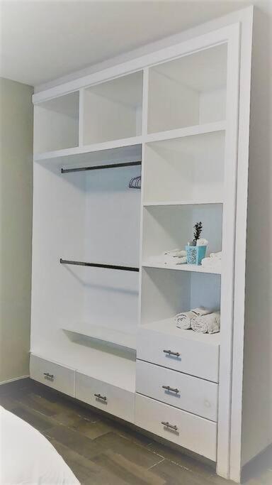 Lovely 1 Bedroom Apartment W/Private Parking Ensenada Kültér fotó