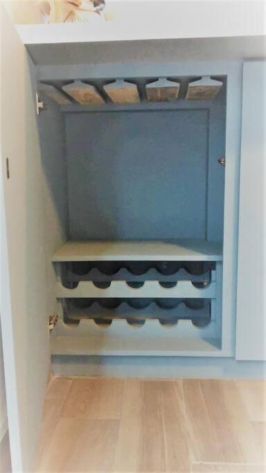 Lovely 1 Bedroom Apartment W/Private Parking Ensenada Kültér fotó